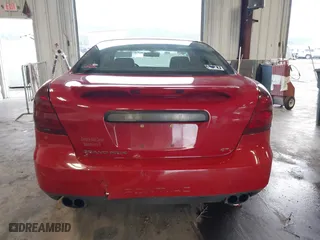 2006 Pontiac Grand Prix GT with VIN 2G2WR554X61308965, listed as a IAAI auction lot 41916161 with 145,808 mi miles. Bid and sale history available at carsss.com. Image 17.