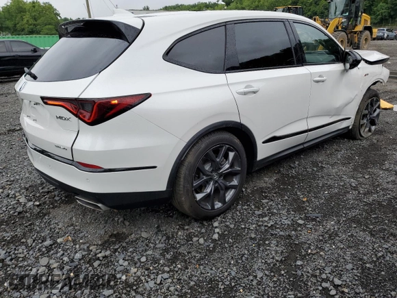 2024 Acura MDX w/A-Spec Package with VIN 5J8YE1H09RL013714, listed as a Copart auction lot 64440054 with 7,361 mi miles and Salvage Title. Bid and sale history available at carsss.com. Image 3.