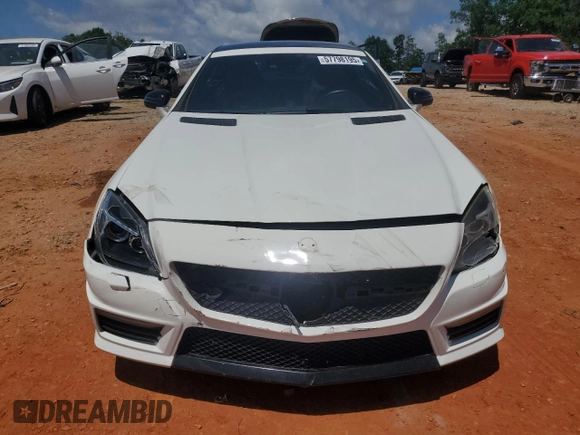 2013 Mercedes-Benz SLK с VIN WDDPK7FA5DF056221, выставлен на аукционе Copart как лот 57798195 с пробегом 109 894 миль миль и Списание • Salvage title. История ставок и продаж доступна на DreamBid. Изображение 5.