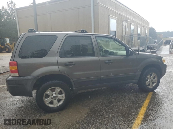 2006 Ford Escape XLT with VIN 1FMYU93136KB65467, listed as a Copart auction lot 50914605 with 174,264 mi miles and Clean Title. Bid and sale history available at carsss.com. Image 3.