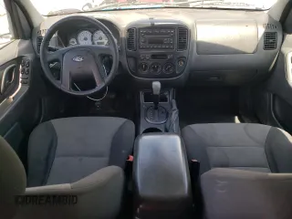 2007 Ford Escape XLS z VIN 1FMYU02Z97KC06172, wystawiony jako Copart lot #56978575 z przebiegiem 155 456 mil mil oraz Szkoda całkowita • Salvage title. Historia ofert i sprzedaży dostępna na DreamBid. Obrazek 8.