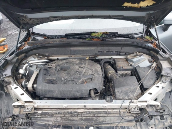 2018 Volvo XC60 Momentum with VIN YV4A22RK3J1093832, listed as a IAAI auction lot 40917553 with 115,056 mi miles. Bid and sale history available at carsss.com. Image 10.