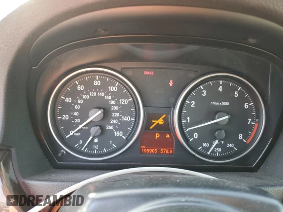 2011 BMW 3 Series 328i with VIN WBADW3C57BE538741, listed as a Copart auction lot 44600395 with 195,905 mi miles and Salvage Title. Bid and sale history available at carsss.com. Image 9.