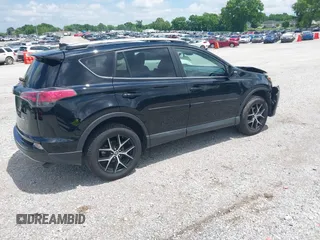 2017 Toyota RAV4 SE z VIN 2T3JFREV2HW677084, wystawiony jako IAAI lot #42236638 z przebiegiem 107 343 mil mil oraz . Historia ofert i sprzedaży dostępna na DreamBid. Obrazek 4.