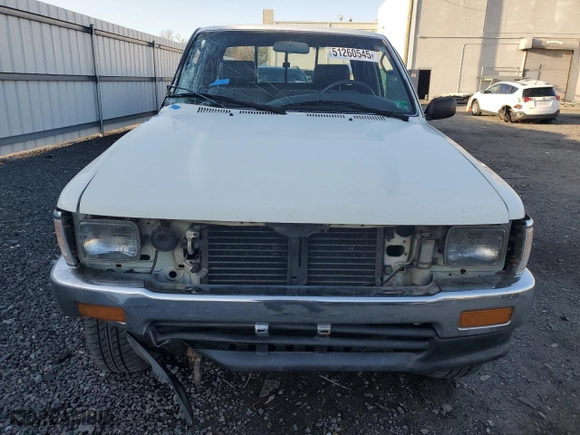 1994 Toyota 4WD Pickups DLX with VIN JT4VN13D1R5141994, listed as a Copart auction lot 51260545 with 141,752 mi miles and Salvage Title. Bid and sale history available at carsss.com. Image 5.