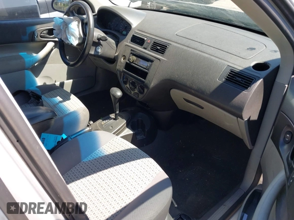 2006 Ford Focus SE with VIN 1FAHP36N86W165566, listed as a IAAI auction lot 42049681 with 116,061 mi miles and . Bid and sale history available at carsss.com. Image 5.