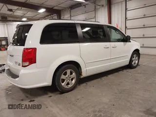 2016 Dodge Grand Caravan R/T with VIN 2C4RDGEG7GR339431, listed as a IAAI auction lot 41988188 with 89,091 mi miles and . Bid and sale history available at DreamBid. Image 4.