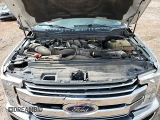 2017 Ford F-250 Lariat z VIN 1FT7W2BT2HEC77098, wystawiony jako Copart lot #57896595 z przebiegiem 142 254 mil mil oraz Szkoda całkowita • Salvage title. Historia ofert i sprzedaży dostępna na DreamBid. Obrazek 11.
