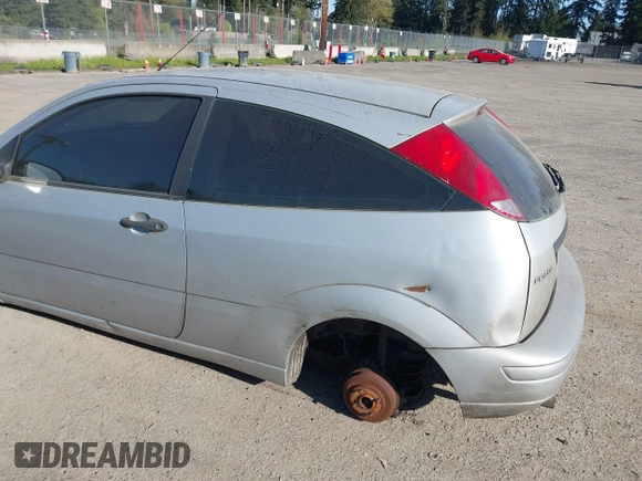 2007 Ford Focus S with VIN 1FAFP31N87W241707, listed as a IAAI auction lot 42019959 with Not Provided miles and . Bid and sale history available at carsss.com. Image 6.