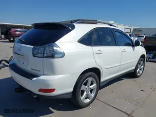 2004 Lexus RX 330 with VIN JTJGA31U140033669, listed as a IAAI auction lot 42042611 with 267,270 mi miles. Bid and sale history available at carsss.com. Image 4.
