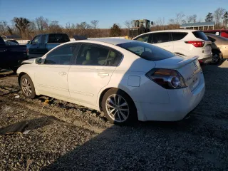 2008 Nissan Altima 2.5 SL with VIN 1N4AL21EX8N511236, listed as a Copart auction lot 89066815 with 208,024 mi miles and Salvage Title. Bid and sale history available at carsss.com. Image 2.