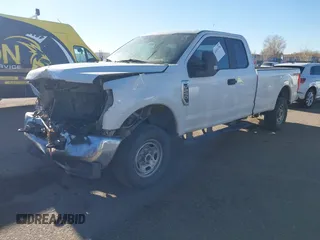 2019 Ford F-250 XL with VIN 1FT7X2B61KEF57318, listed as a IAAI auction lot 41676778 with 134,864 mi miles and . Bid and sale history available at DreamBid. Image 17.