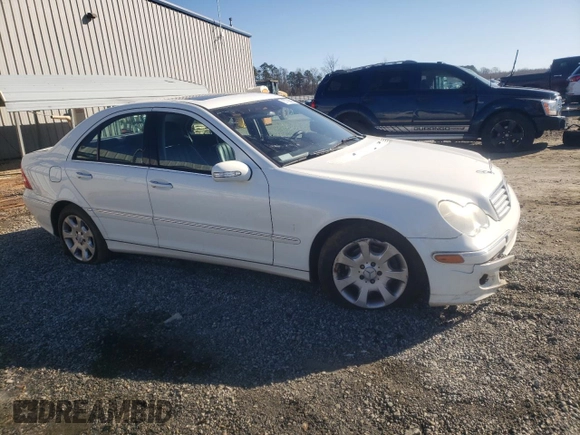 2005 Mercedes-Benz C 240 with VIN WDBRF81J75F636395, listed as a Copart auction lot 87798865 with 80,634 mi miles and Salvage Title. Bid and sale history available at DreamBid. Image 4.