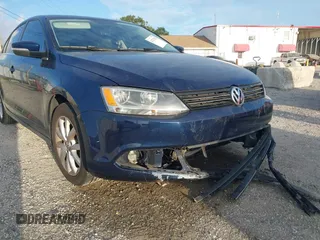 2014 Volkswagen Jetta SE with VIN 3VWD07AJ6EM417996, listed as a IAAI auction lot 42723125 with 108,952 mi miles and . Bid and sale history available at DreamBid. Image 6.