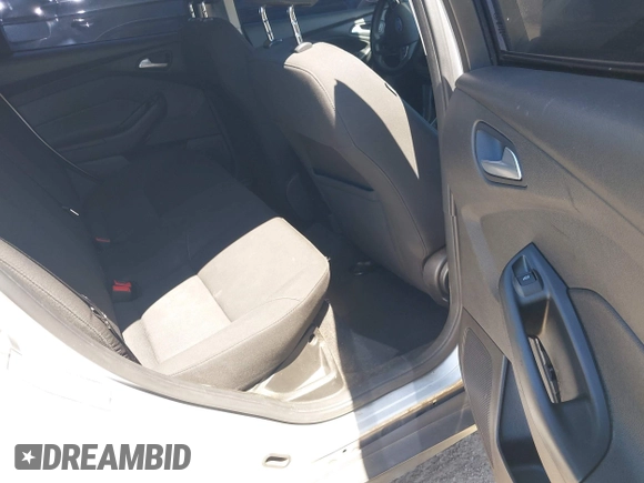 2016 Ford Focus SE with VIN 1FADP3F24GL286330, listed as a IAAI auction lot 42433516 with 130,814 mi miles and . Bid and sale history available at DreamBid. Image 8.