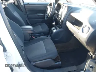 2016 Jeep Patriot Sport with VIN 1C4NJPBA1GD747238, listed as a IAAI auction lot 41417746 with 172,001 mi miles and . Bid and sale history available at carsss.com. Image 5.