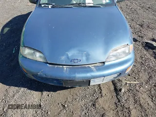 1998 Chevrolet Cavalier z VIN 1G1JC524XW7135102, wystawiony jako IAAI lot #40811285 z przebiegiem 66 909 mil mil oraz . Historia ofert i sprzedaży dostępna na DreamBid. Obrazek 6.