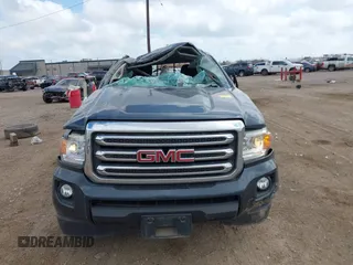 2019 GMC Canyon 2WD SLE with VIN 1GTG5CEN5K1209642, listed as a IAAI auction lot 41493593 with 57,697 mi miles. Bid and sale history available at carsss.com. Image 12.