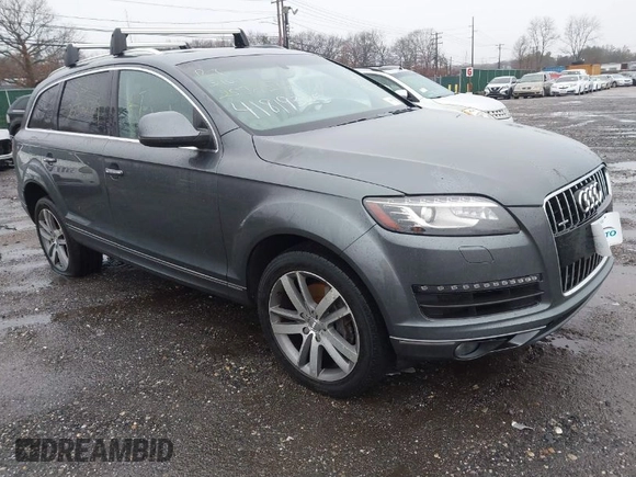 2015 Audi Q7 3.0T Premium Plus with VIN WA1LGAFE7FD013891, listed as a IAAI auction lot 41819325 with 999,999 mi miles. Bid and sale history available at carsss.com. Image 1.