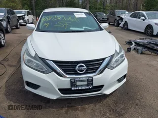 2016 Nissan Altima SL with VIN 1N4AL3AP1GC201767, listed as a IAAI auction lot 42050266 with 120,652 mi miles and . Bid and sale history available at carsss.com. Image 13.
