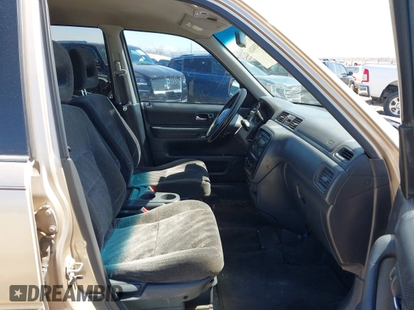 2001 Honda CR-V SE z VIN JHLRD18711C026211, wystawiony jako IAAI lot #41944263 z przebiegiem 224 235 mil mil oraz . Historia ofert i sprzedaży dostępna na DreamBid. Obrazek 5.