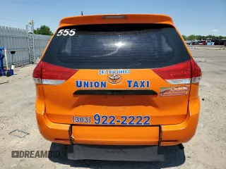 2014 Toyota Sienna L with VIN 5TDZK3DC1ES415890, listed as a Copart auction lot 62812484 with 270,286 mi miles and Salvage Title. Bid and sale history available at carsss.com. Image 6.