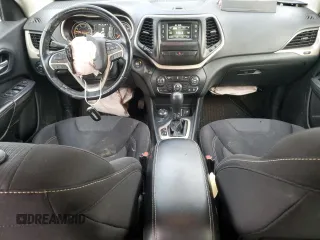 2015 Jeep Cherokee Latitude с VIN 1C4PJMCB8FW606345, выставлен на аукционе Copart как лот 45008765 с пробегом 186 954 миль миль и Списание • Salvage title. История ставок и продаж доступна на DreamBid. Изображение 8.