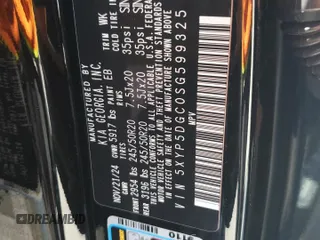 2025 Kia Telluride SX X-Line with VIN 5XYP5DGC0SG599325, listed as a Copart auction lot 51951635 with 3,212 mi miles and Salvage title. Bid and sale history available at DreamBid. Image 15.