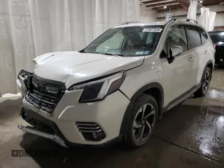 2023 Subaru Forester Touring with VIN JF2SKARC2PH455628, listed as a Copart auction lot 87621435 with 25,255 mi miles and Salvage Title. Bid and sale history available at carsss.com. Image 1.