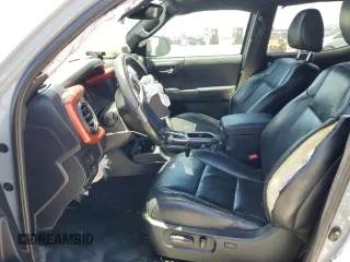 2020 Toyota Tacoma SR5 with VIN 3TMDZ5BN1LM087471, listed as a Copart auction lot 63074925 with 28,489 mi miles and Salvage title. Bid and sale history available at DreamBid. Image 7.