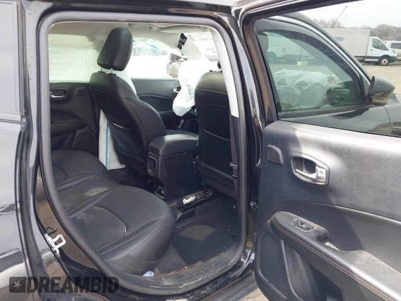 2021 Jeep Compass Limited with VIN 3C4NJDCB0MT534437, listed as a IAAI auction lot 41847006 with 38,782 mi miles and . Bid and sale history available at carsss.com. Image 8.