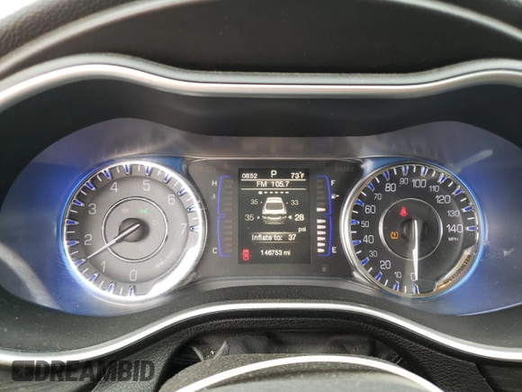 2015 Chrysler 200 Limited z VIN 1C3CCCAB9FN700895, wystawiony jako Copart lot #59985165 z przebiegiem 146 753 mil mil oraz Szkoda całkowita • Salvage title. Historia ofert i sprzedaży dostępna na DreamBid. Obrazek 9.