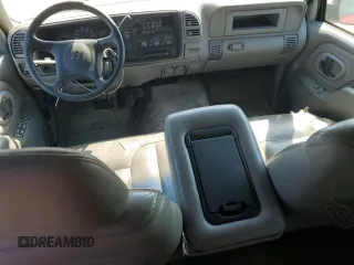 1999 Chevrolet Silverado 3500 z VIN 1GCHC33J3XF055520, wystawiony jako Copart lot #71958374 z przebiegiem 242 976 mil mil oraz Tytuł czysty. Historia ofert i sprzedaży dostępna na DreamBid. Obrazek 8.