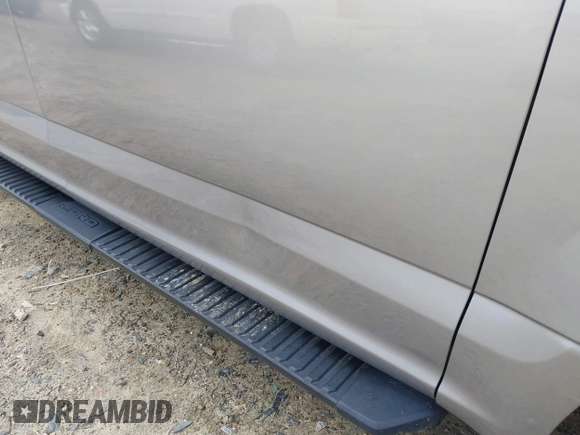 2020 Ford F-150 XL with VIN 1FTEW1CB6LKD64035, listed as a IAAI auction lot 42462331 with 31,073 mi miles and . Bid and sale history available at DreamBid. Image 18.