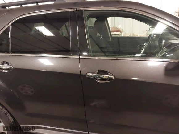 2014 Chevrolet Equinox LT with VIN 1GNALBEK0EZ128587, listed as a IAAI auction lot 41283321 with 102,659 mi miles. Bid and sale history available at carsss.com. Image 14.