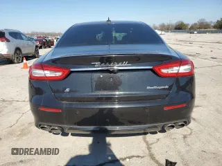 2018 Maserati Quattroporte S GranLusso z VIN ZAM56YPL6J1274054, wystawiony jako Copart lot #43738025 z przebiegiem 33 640 mil mil oraz Szkody całkowita. Historia ofert i sprzedaży dostępna na DreamBid. Obrazek 6.
