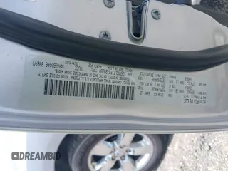 2015 Ram 1500 Outdoorsman z VIN 1C6RR6LT1FS729280, wystawiony jako IAAI lot #42445245 z przebiegiem 175 649 mil mil oraz . Historia ofert i sprzedaży dostępna na DreamBid. Obrazek 9.