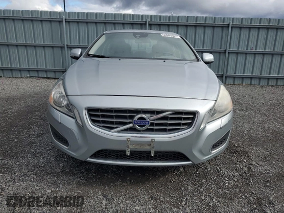 2013 Volvo S60 T5 Premier with VIN YV1612FS8D2184541, listed as a Copart auction lot 53500845 with 257,398 mi miles and Clean Title. Bid and sale history available at carsss.com. Image 5.