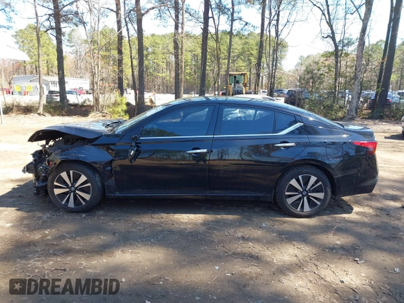 2019 Nissan Altima SL with VIN 1N4BL4EV2KC236359, listed as a IAAI auction lot 41863892 with 85,276 mi miles and . Bid and sale history available at DreamBid. Image 15.
