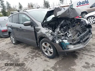 2013 Ford Escape SE with VIN 1FMCU9G92DUA54761, listed as a IAAI auction lot 41105062 with 131,767 mi miles. Bid and sale history available at carsss.com. Image 1.