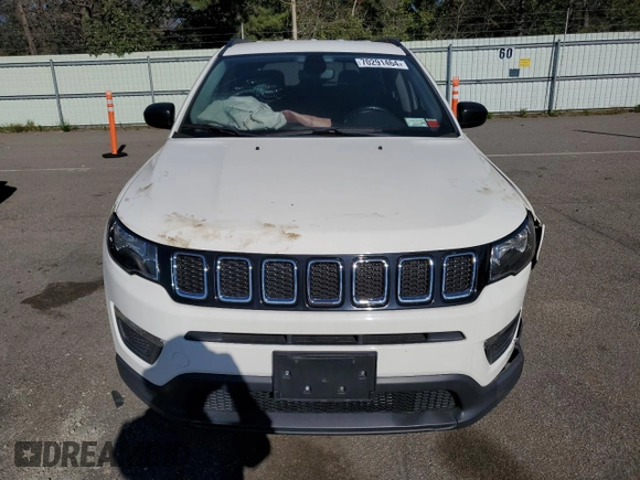 2020 Jeep Compass Sport с VIN 3C4NJDAB2LT165646, выставлен на аукционе Copart как лот 70291464 с пробегом 24 649 миль миль и На запчасти • Non repairable. История ставок и продаж доступна на DreamBid. Изображение 5.