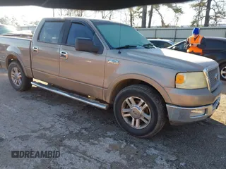 2005 Ford F-150 XLT z VIN 1FTPW12575KF03371, wystawiony jako IAAI lot #41577250 z przebiegiem 218 892 mil mil oraz . Historia ofert i sprzedaży dostępna na DreamBid. Obrazek 1.