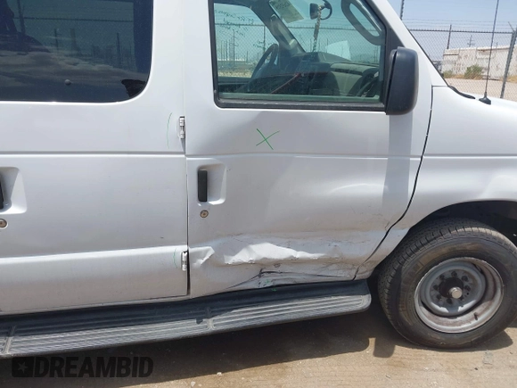 2014 Ford Econoline Passenger XL with VIN 1FBNE3BL8EDA14636, listed as a IAAI auction lot 42652318 with 120,829 mi miles and . Bid and sale history available at DreamBid. Image 6.
