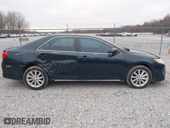 2014 Toyota Camry SE with VIN 4T1BK1FK7EU548333, listed as a IAAI auction lot 41598278 with 119,534 mi miles. Bid and sale history available at carsss.com. Image 13.