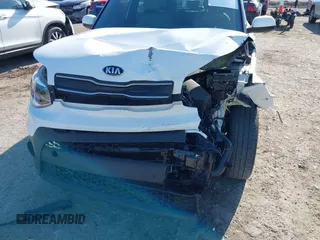 2018 Kia Soul with VIN KNDJN2A21J7514854, listed as a IAAI auction lot 41993894 with 35,500 mi miles. Bid and sale history available at carsss.com. Image 6.