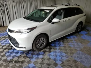 2022 Toyota Sienna XLE with VIN 5TDJSKFC0NS071215, listed as a Copart auction lot 61414935 with 100,346 mi miles and Clean title. Bid and sale history available at DreamBid. Image 1.
