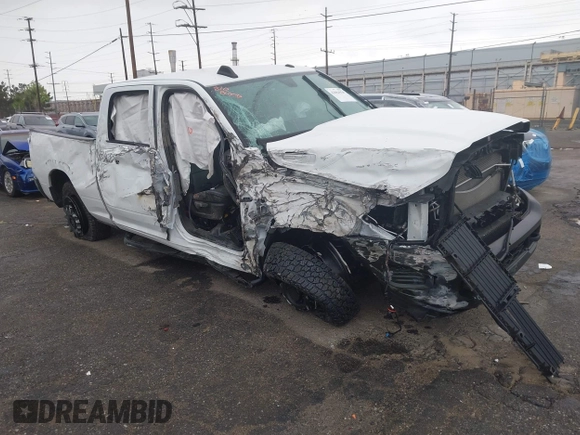 2022 Ram 2500 Tradesman with VIN 3C6UR5CL1NG438188, listed as a IAAI auction lot 42064929 with 23,466 mi miles. Bid and sale history available at carsss.com. Image 1.