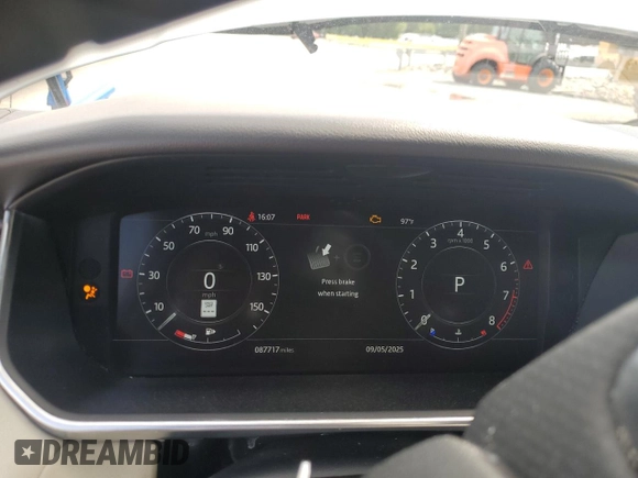 2018 Land Rover Range Rover Sport HSE with VIN SALWR2RV8JA189575, listed as a Copart auction lot 56455735 with 87,717 mi miles and Clean Title. Bid and sale history available at DreamBid. Image 9.