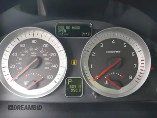 2013 Volvo C70 T5 with VIN YV1672MC3DJ142956, listed as a IAAI auction lot 42819801 with 80,913 mi miles and . Bid and sale history available at DreamBid. Image 7.