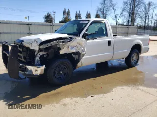 2010 Ford F-250 with VIN 1FTNF2A54AEA62256, listed as a Copart auction lot 45590815 with 207,477 mi miles and Salvage title. Bid and sale history available at DreamBid. Image 1.